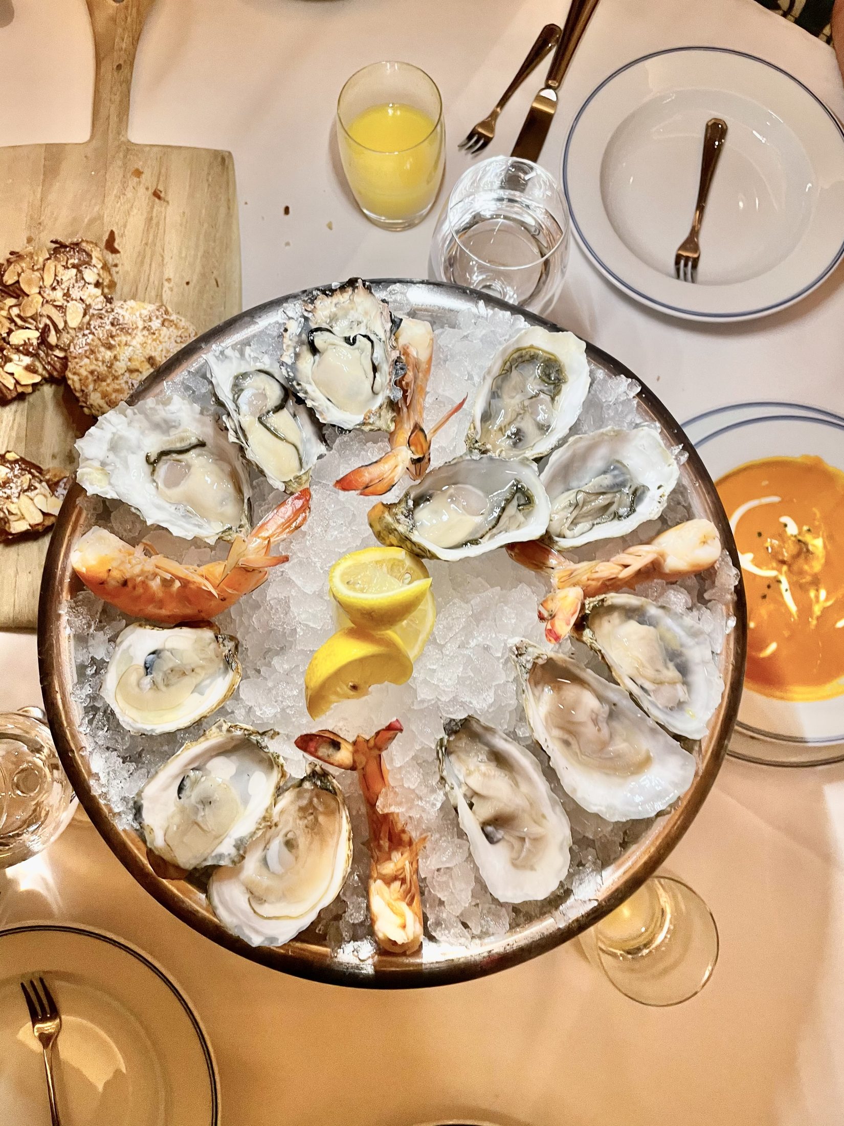 Oysters and citrus on ice — Rosalynn raw bar